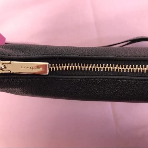 Kate Spade Rosie  Small Crossbody Bag. Black. Black & White Strap. New With Tag. - Picture 4 of 13
